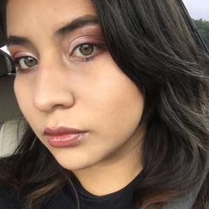 Meet your Posher, Dulce a.